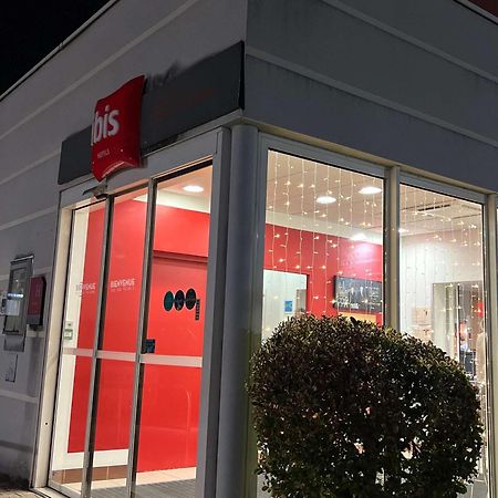 מלון Ibis Lyon Sud Chasse Sur Rhone מראה חיצוני תמונה