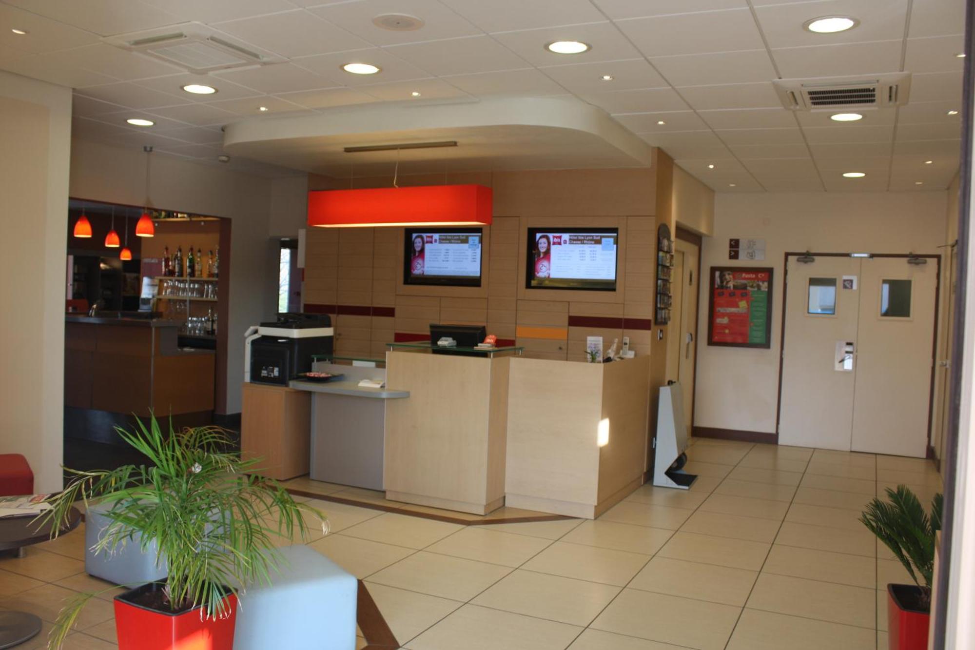 מלון Ibis Lyon Sud Chasse Sur Rhone מראה חיצוני תמונה