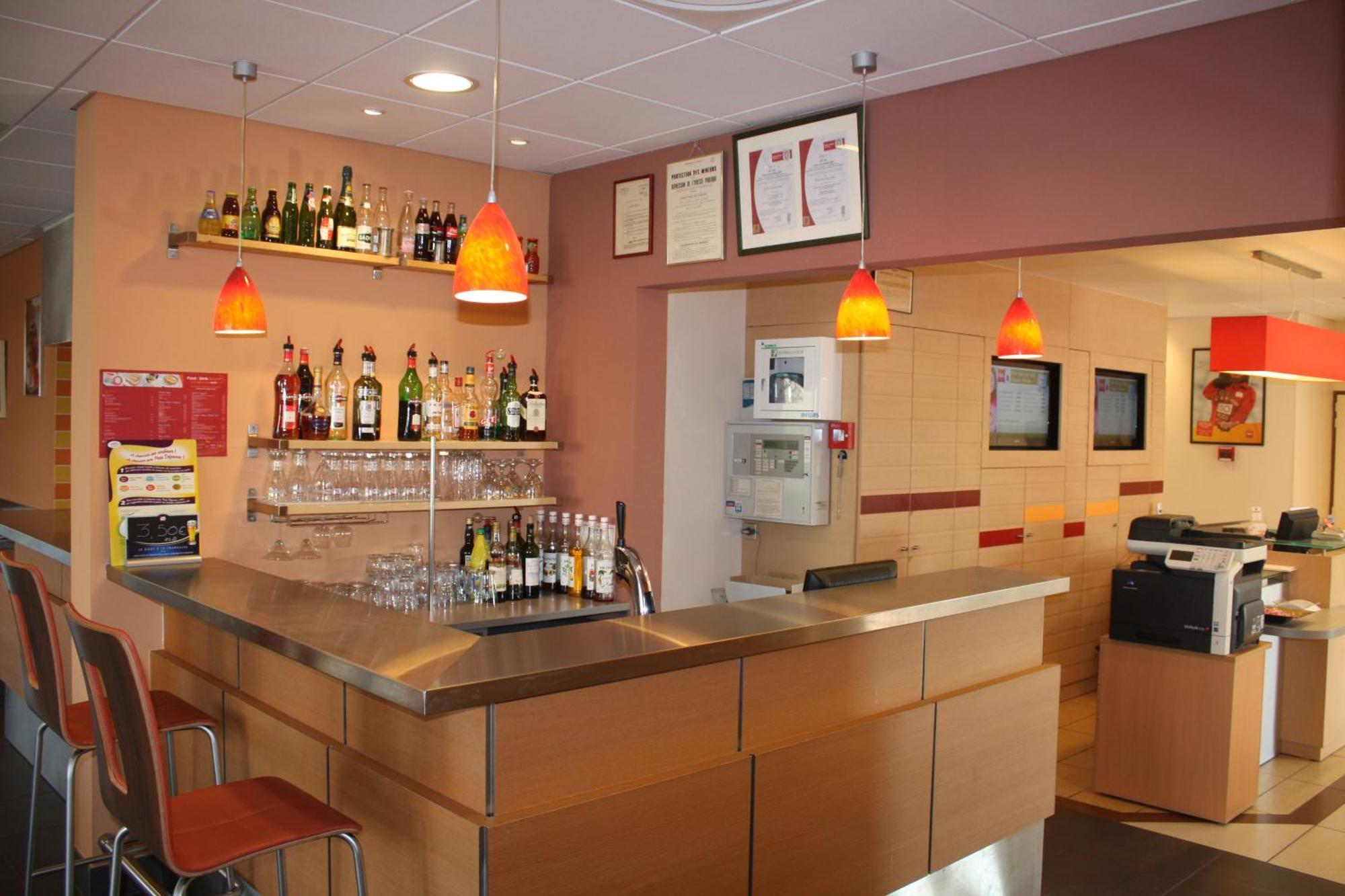 מלון Ibis Lyon Sud Chasse Sur Rhone מראה חיצוני תמונה