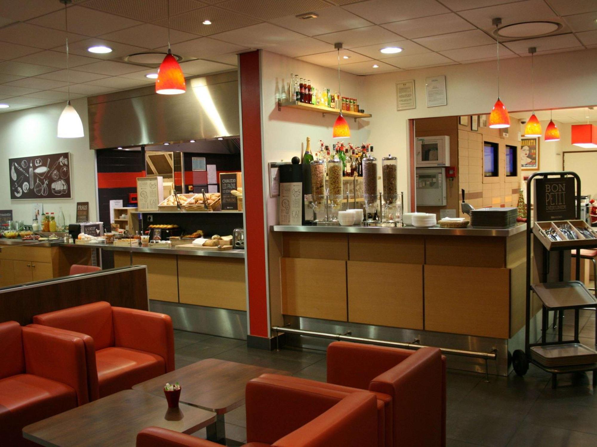 מלון Ibis Lyon Sud Chasse Sur Rhone מראה חיצוני תמונה
