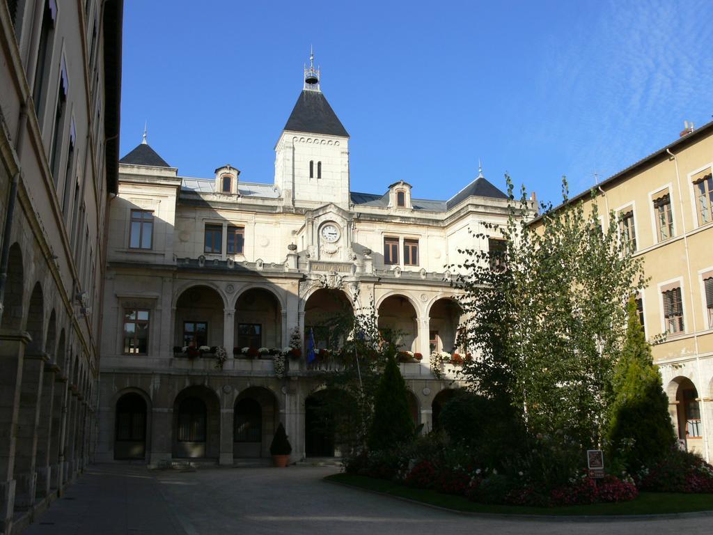 מלון Ibis Lyon Sud Chasse Sur Rhone מראה חיצוני תמונה