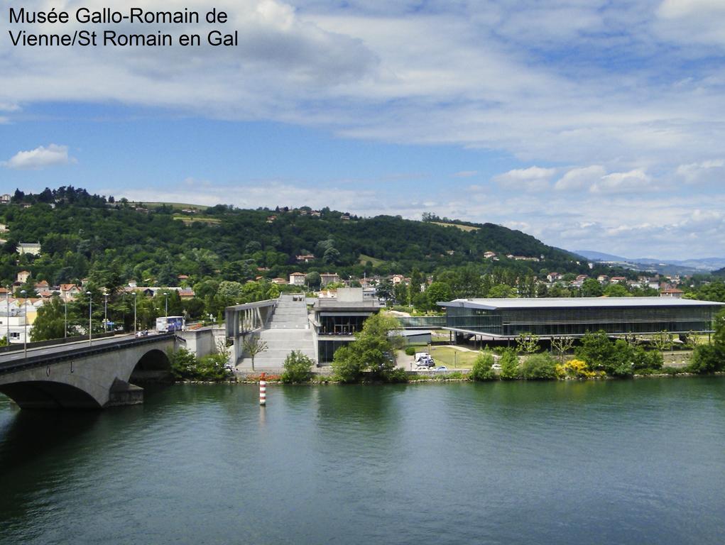 מלון Ibis Lyon Sud Chasse Sur Rhone מראה חיצוני תמונה