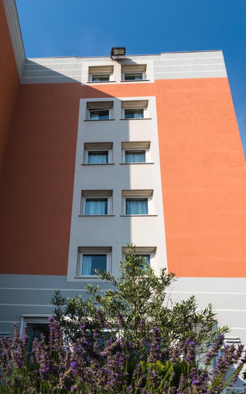 מלון Ibis Lyon Sud Chasse Sur Rhone מראה חיצוני תמונה
